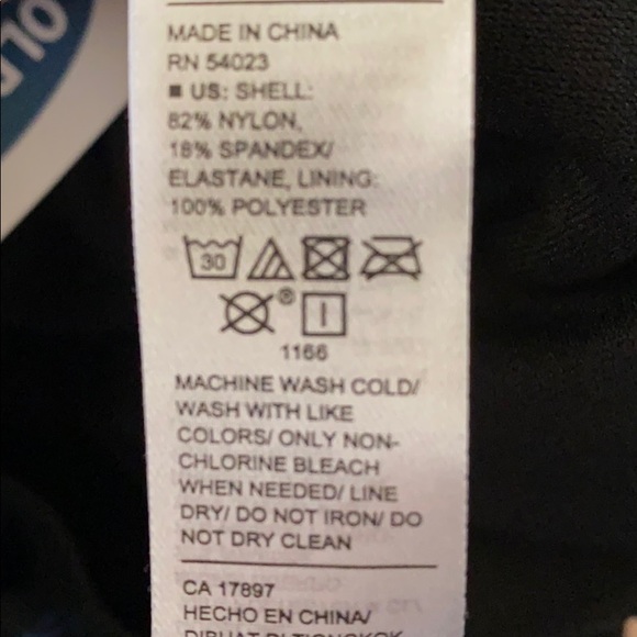 Low rise textured swim bottom - Picture 3 of 4